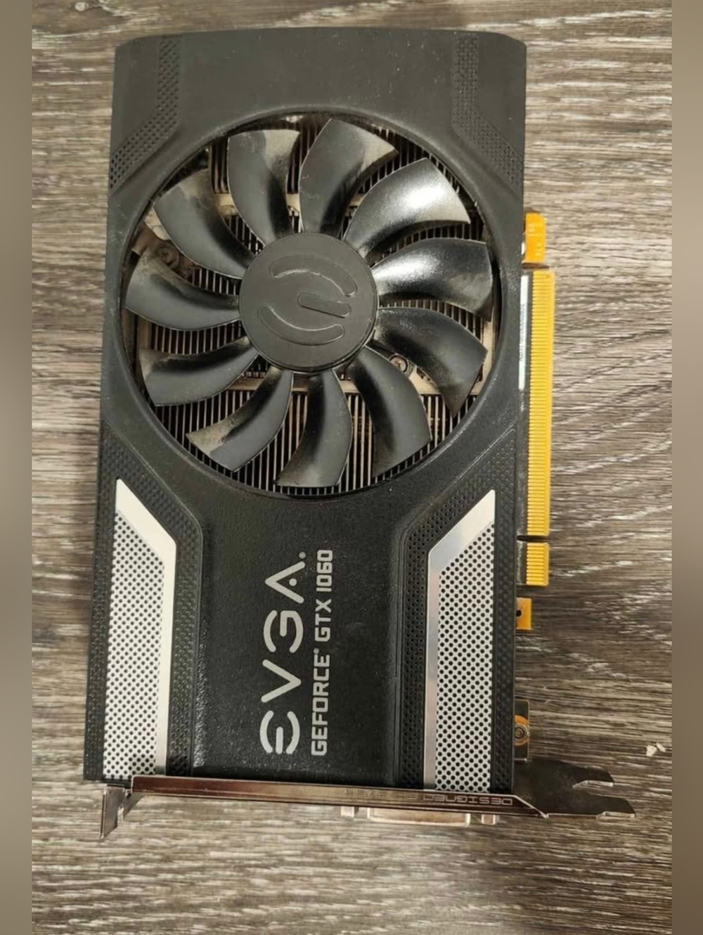 EVGA GeForce GTX 1060 Black Single-Fan Graphics Card